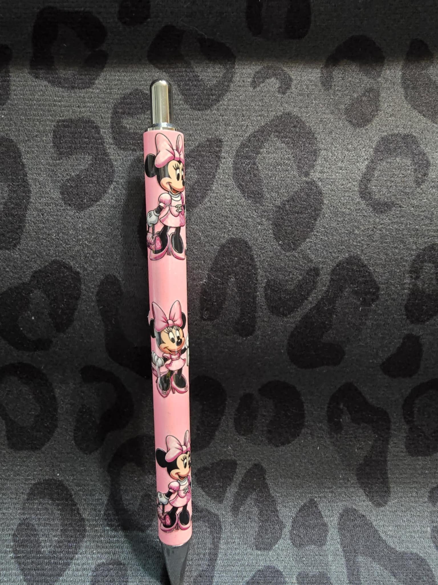 Random Wrapped Pens