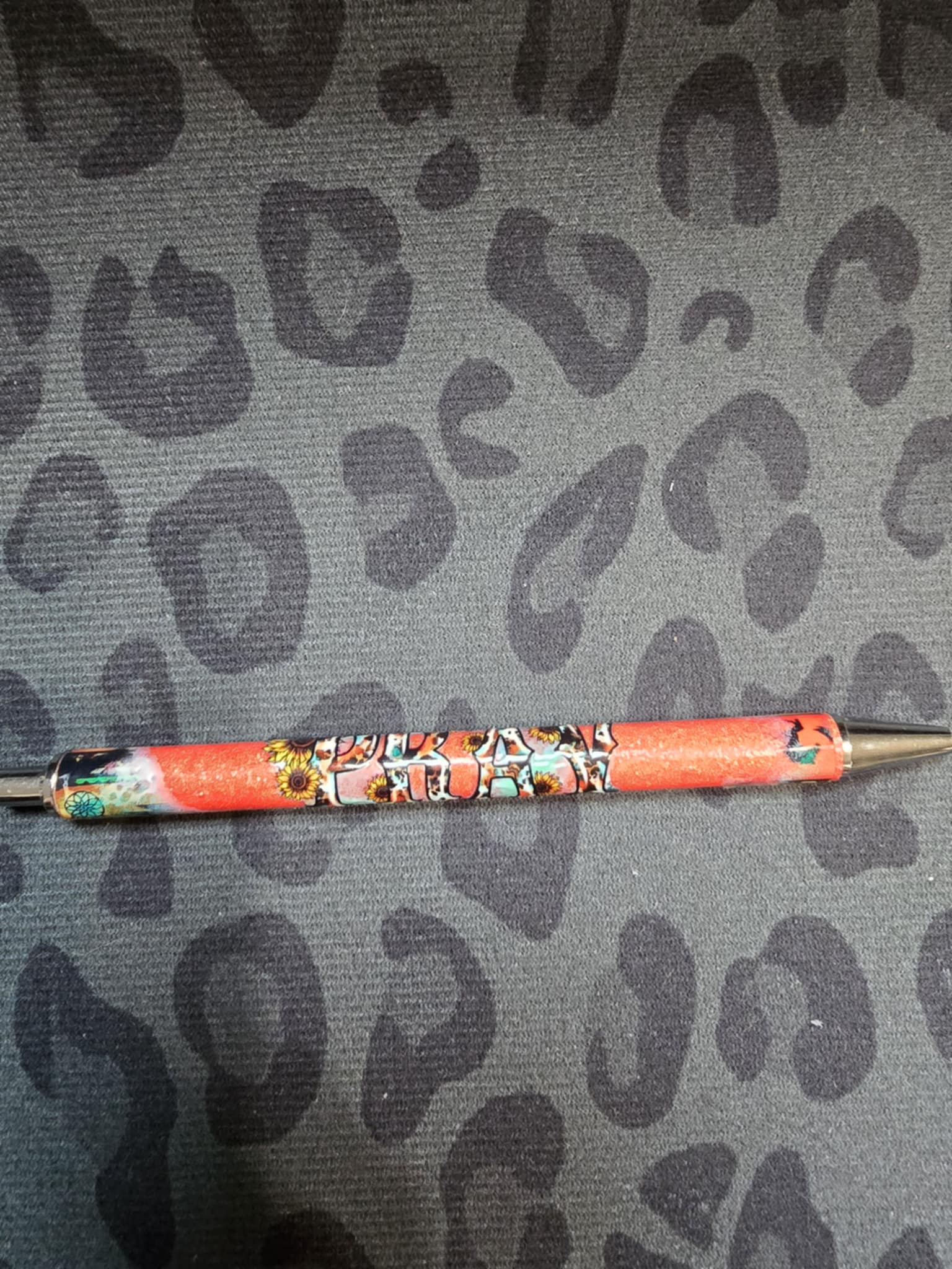 Random Wrapped Pens